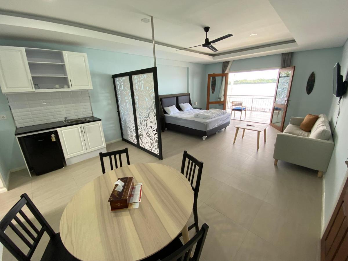Nasara Resort Mentawai Tua Pejat Exteriör bild