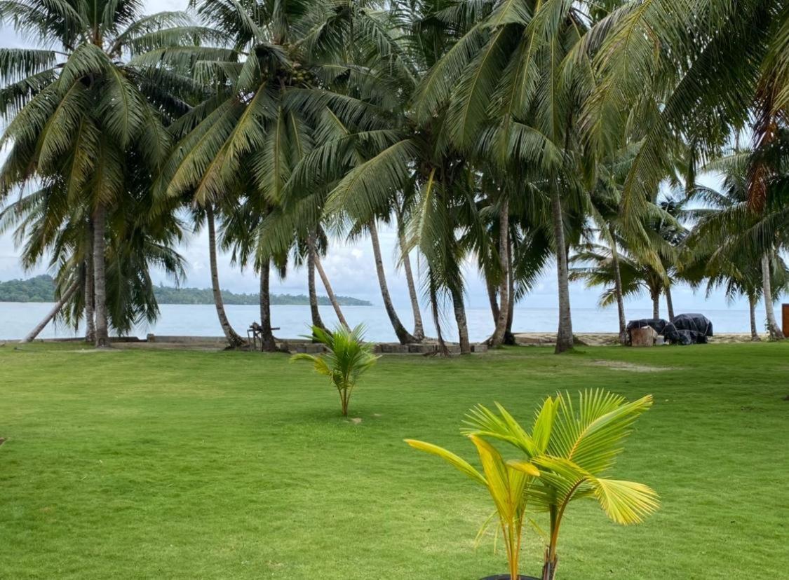 Nasara Resort Mentawai Tua Pejat Exteriör bild